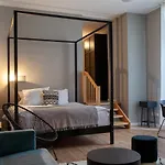 The Fabric 3*